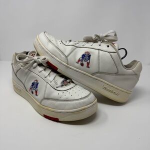Vintage 2000s Reebok NFL New England Patriots Retro Logo Distressed Shoes Men 12